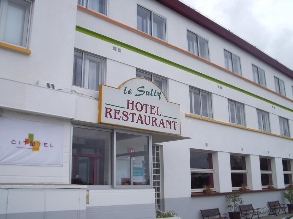 Hotel Le Sully La Roche Sur Yon Exterior photo